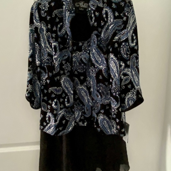 Crepes suit with Lavender jacket,size 8,Tahari,Arthur Levine - Picture 2 of 4